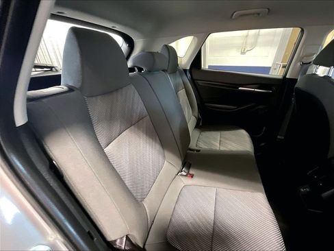 Used 2024 Kia Seltos LX AWD/4WD image 16