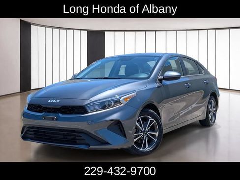 Used 2024 Kia Forte LXS FWD image 1