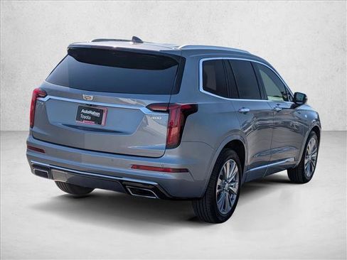 Used 2021 Cadillac XT6 Premium Luxury FWD image 5