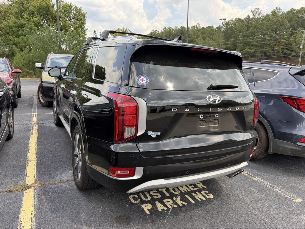 Used 2021 Hyundai Palisade Limited FWD image 4