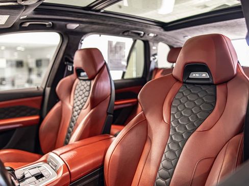 Used 2022 BMW X5 M Competition AWD/4WD image 18