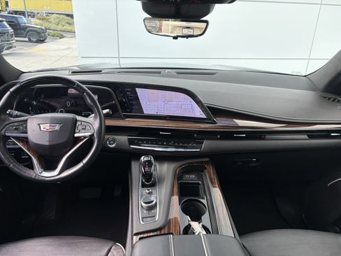 Certified 2023 Cadillac Escalade Premium Luxury w/ Performance Package AWD/4WD image 20
