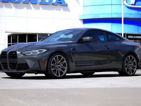 Used 2022 BMW M4 Coupe w/ Executive Package RWD image 1