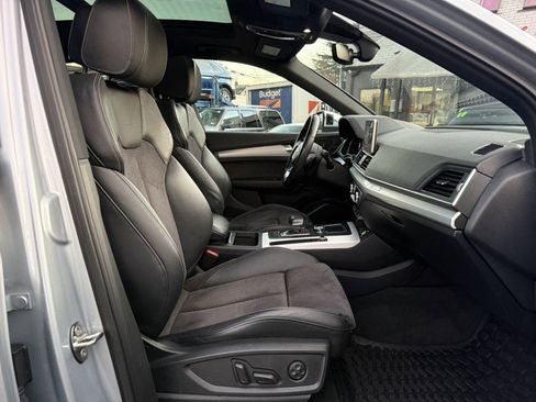 Used 2018 Audi SQ5 Premium Plus w/ Navigation Package image 30