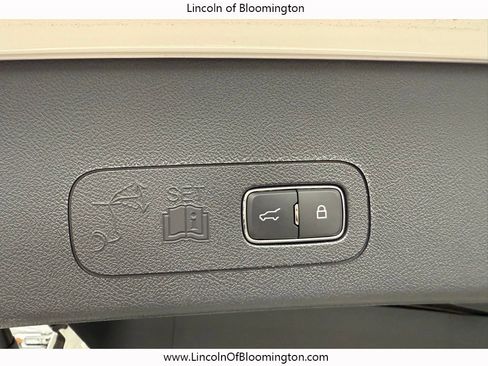 New 2025 Lincoln Aviator Black Label image 25