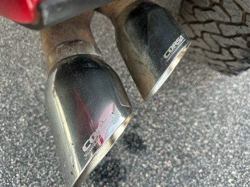 Used 2013 Ford F150 Raptor w/ SVT Exterior Graphics Pkg image 12