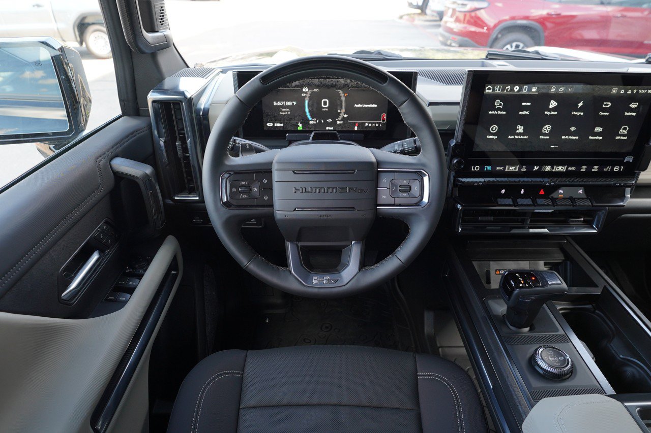 New 2026 GMC Hummer EV SUV AWD/4WD image 9