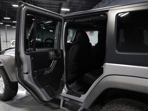 Used 2014 Jeep Wrangler Unlimited Sport w/ Quick Order Package 24S AWD/4WD image 15