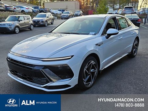 New 2026 Hyundai Sonata SEL image 3