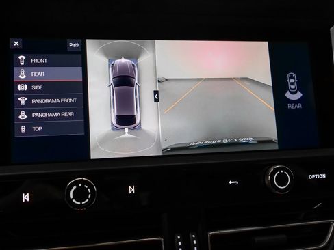 Used 2025 Porsche Macan image 33