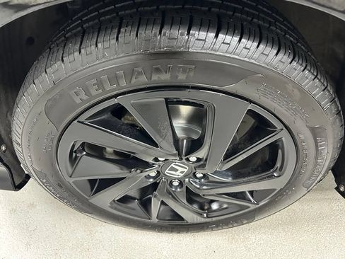 Used 2021 Honda HR-V Sport image 9