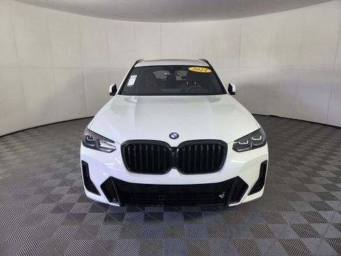 Used 2024 BMW X3 sDrive30i w/ Premium Package RWD image 3