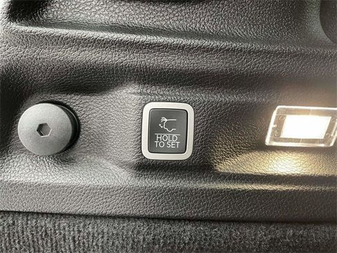 Used 2025 Jeep Grand Cherokee L Summit image 14