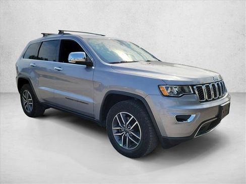 Used 2020 Jeep Grand Cherokee Limited AWD/4WD image 3