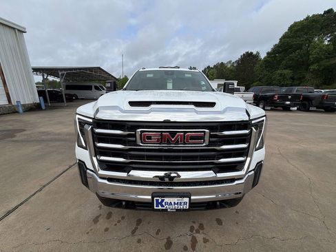 New 2026 GMC Sierra 2500 SLE w/ SLE Value Package; image 3