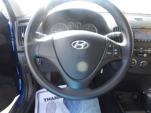Used 2010 Hyundai Elantra GLS FWD image 13