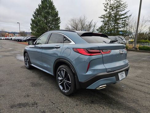 New 2025 INFINITI QX55 Essential image 5