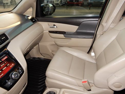 Used 2017 Honda Odyssey EX-L image 14
