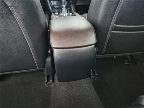 Used 2018 MAZDA MAZDA3 Grand Touring FWD image 19