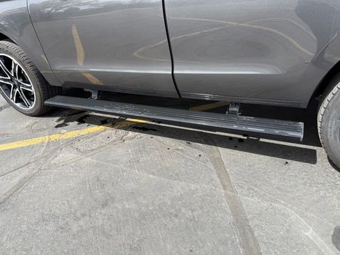 Used 2019 Ford Expedition Limited w/ Equipment Group 303A image 9