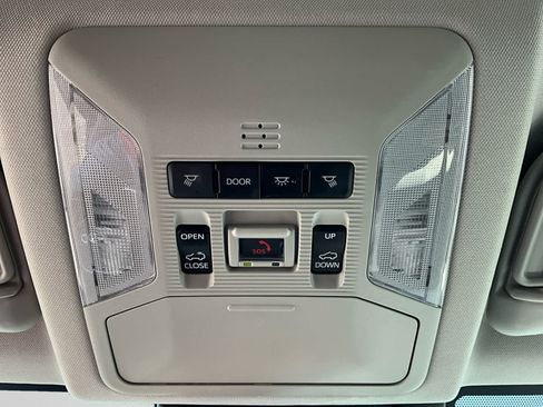 Used 2023 Toyota RAV4 XLE Premium AWD/4WD image 20