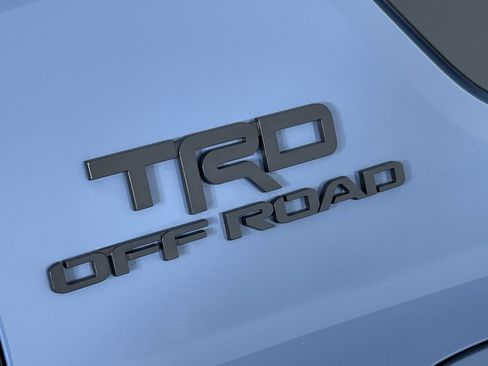 Used 2025 Toyota 4Runner TRD Off-Road Premium w/ Tow Technology Package AWD/4WD image 26