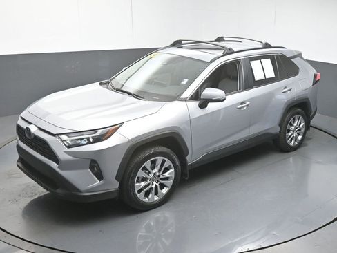 Used 2024 Toyota RAV4 XLE Premium image 44
