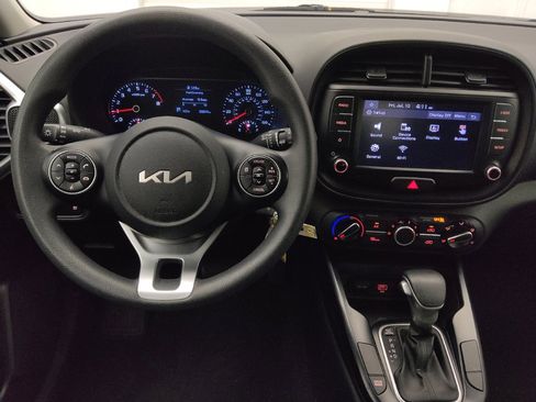 Used 2022 Kia Soul LX w/ Technology Package FWD image 22