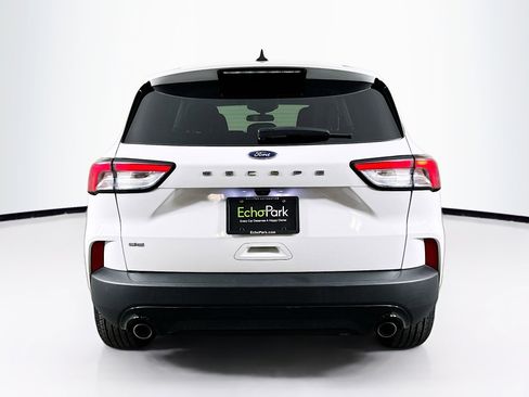 Used 2022 Ford Escape SE w/ SE Sport Appearance Package image 7