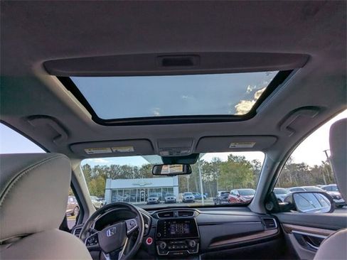 Used 2022 Honda CR-V Touring image 17
