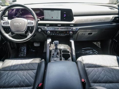 Certified 2025 Kia Telluride SX Prestige X-Line AWD/4WD image 11