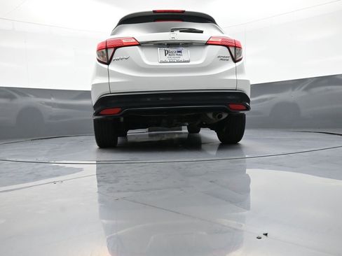 Certified 2022 Honda HR-V Sport image 30