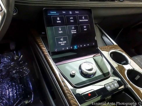 Certified 2025 Cadillac Escalade Sport Platinum image 22