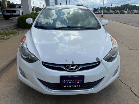 Used 2013 Hyundai Elantra GLS w/ Preferred Pkg FWD image 3