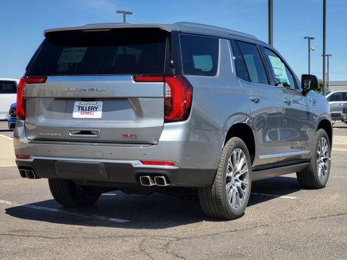 New 2026 GMC Yukon Denali w/ Denali Reserve Package AWD/4WD image 7