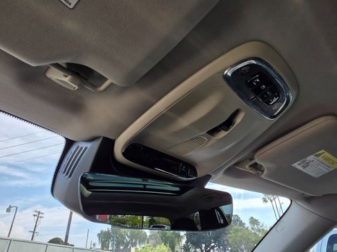 Used 2018 Volvo XC90 T6 Momentum w/ Momentum Plus Package image 40