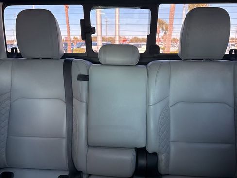 Used 2021 Jeep Gladiator Overland image 33