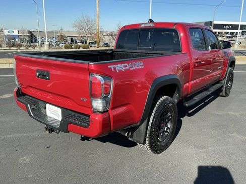 Used 2022 Toyota Tacoma TRD Off-Road w/ Technology Package image 3
