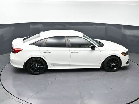 Used 2023 Honda Civic Sport image 29