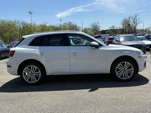 Used 2018 Audi Q5 Prestige w/ Prestige Package image 4