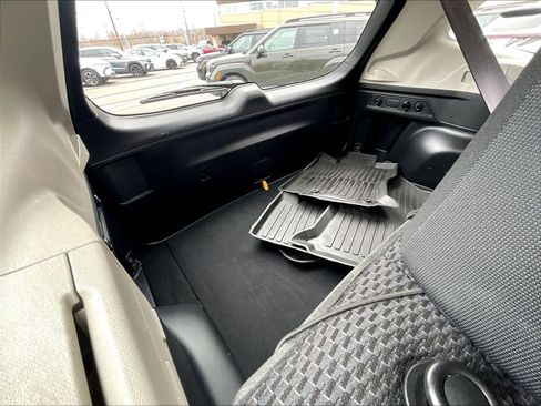 Used 2021 Subaru Forester Premium image 17