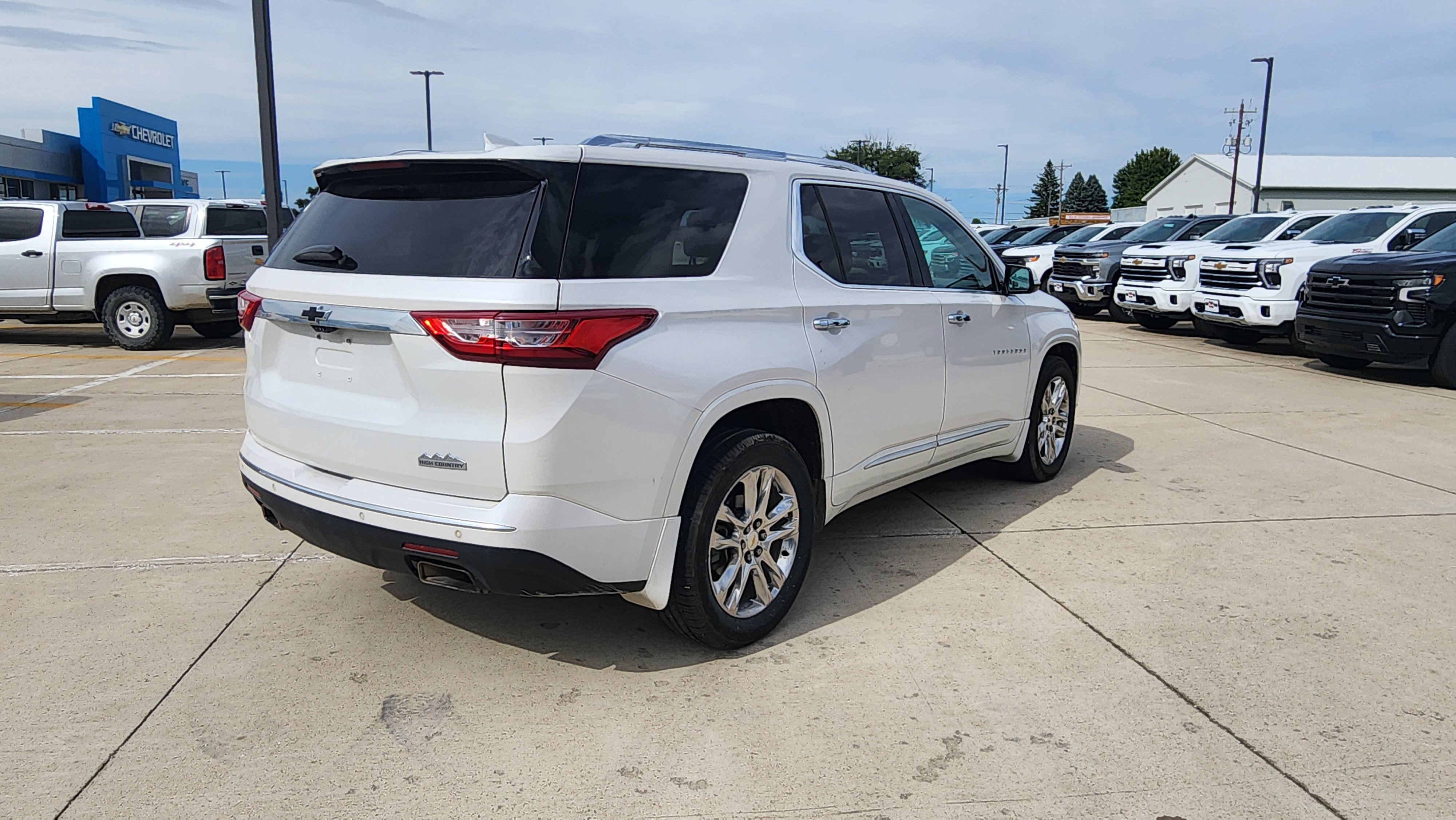 Used 2018 Chevrolet Traverse High Country AWD/4WD image 6