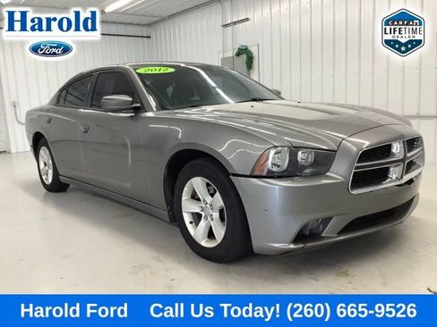 Used 2012 Dodge Charger SE RWD image 1