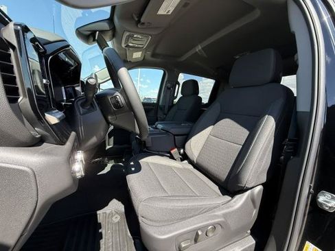 New 2026 GMC Sierra 1500 SLE RWD image 17