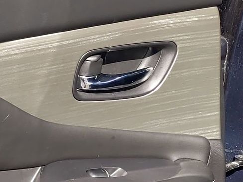 Used 2018 Nissan Murano SL w/ Moonroof Package image 29