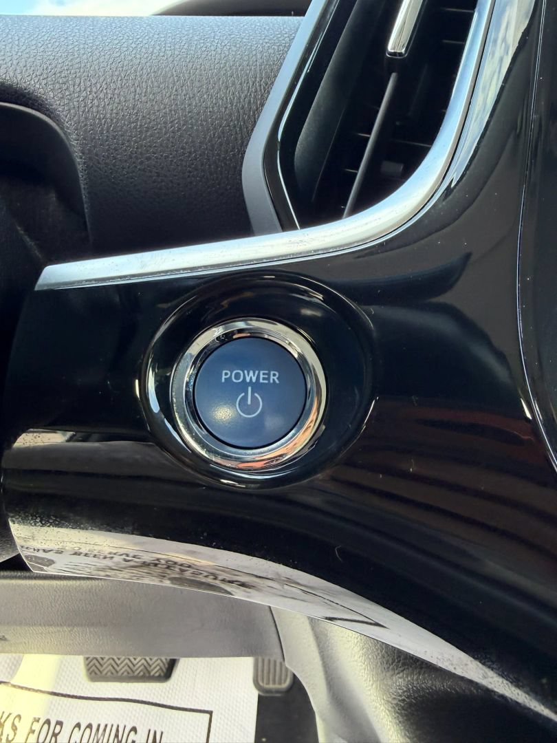 Used 2020 Toyota Prius Prime XLE FWD image 29