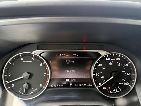 Used 2024 Nissan Rogue SV AWD/4WD image 25
