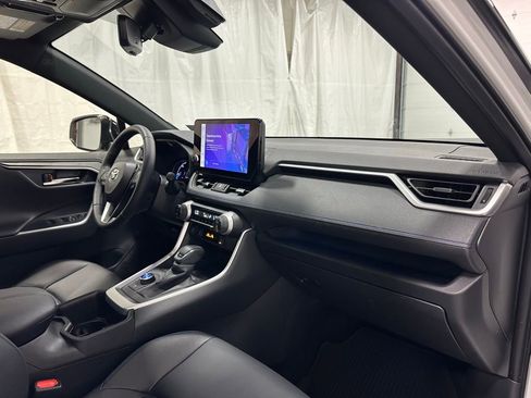 Used 2025 Toyota RAV4 XSE w/ Weather Package image 63