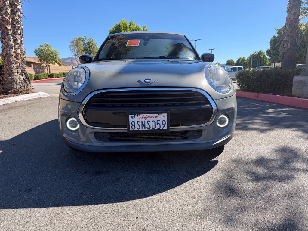 Used 2021 MINI Cooper 4-Door Hardtop FWD image 4