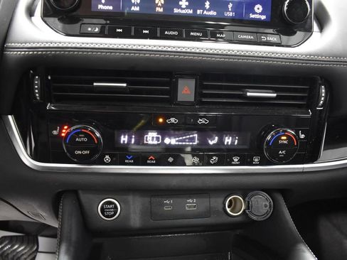 Certified 2023 Nissan Rogue SL w/ SL Premium Package image 21